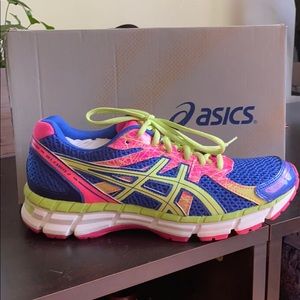 ASICS women’s sneakers